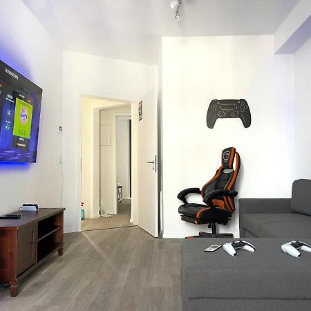 Jaybnb - Gaming Apartment Ps5 65 Zoll 4K Tv Wohnung Mit Balkon Дортмунд Экстерьер фото