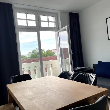 Jaybnb - Gaming Apartment Ps5 65 Zoll 4K Tv Wohnung Mit Balkon Дортмунд Экстерьер фото