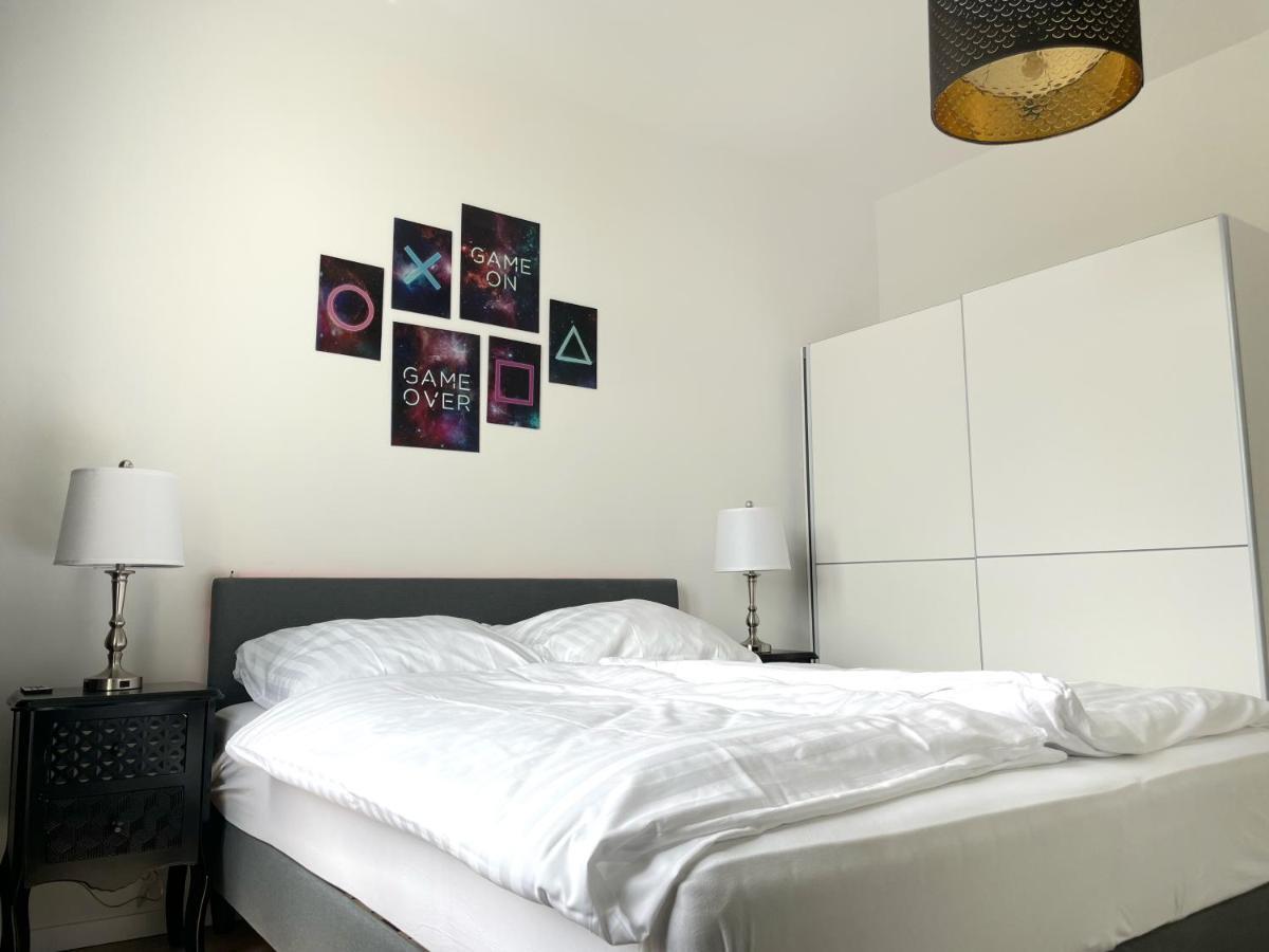 Jaybnb - Gaming Apartment Ps5 65 Zoll 4K Tv Wohnung Mit Balkon Дортмунд Экстерьер фото